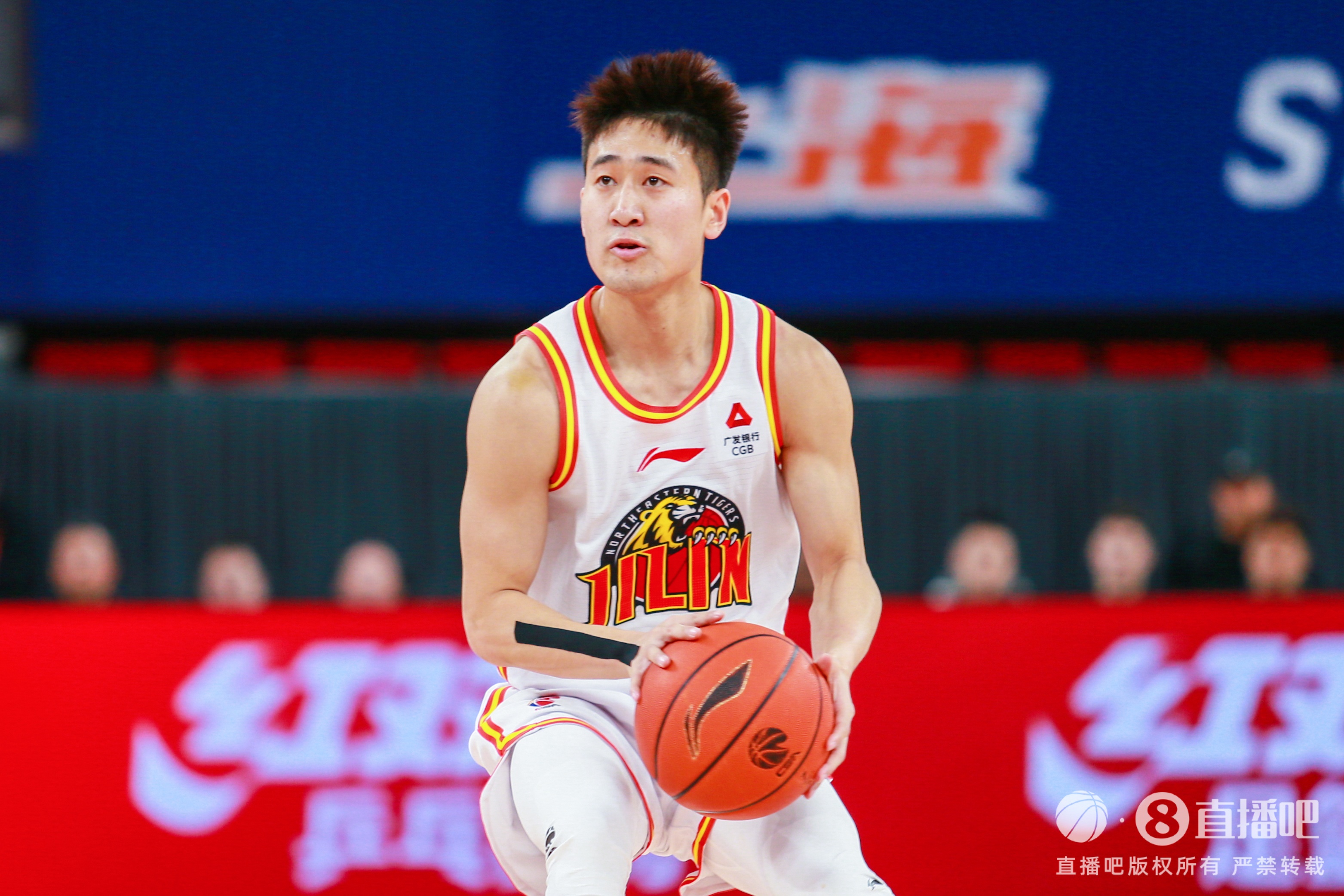 效率不高！姜偉澤13中5拿到14分 三分9中2